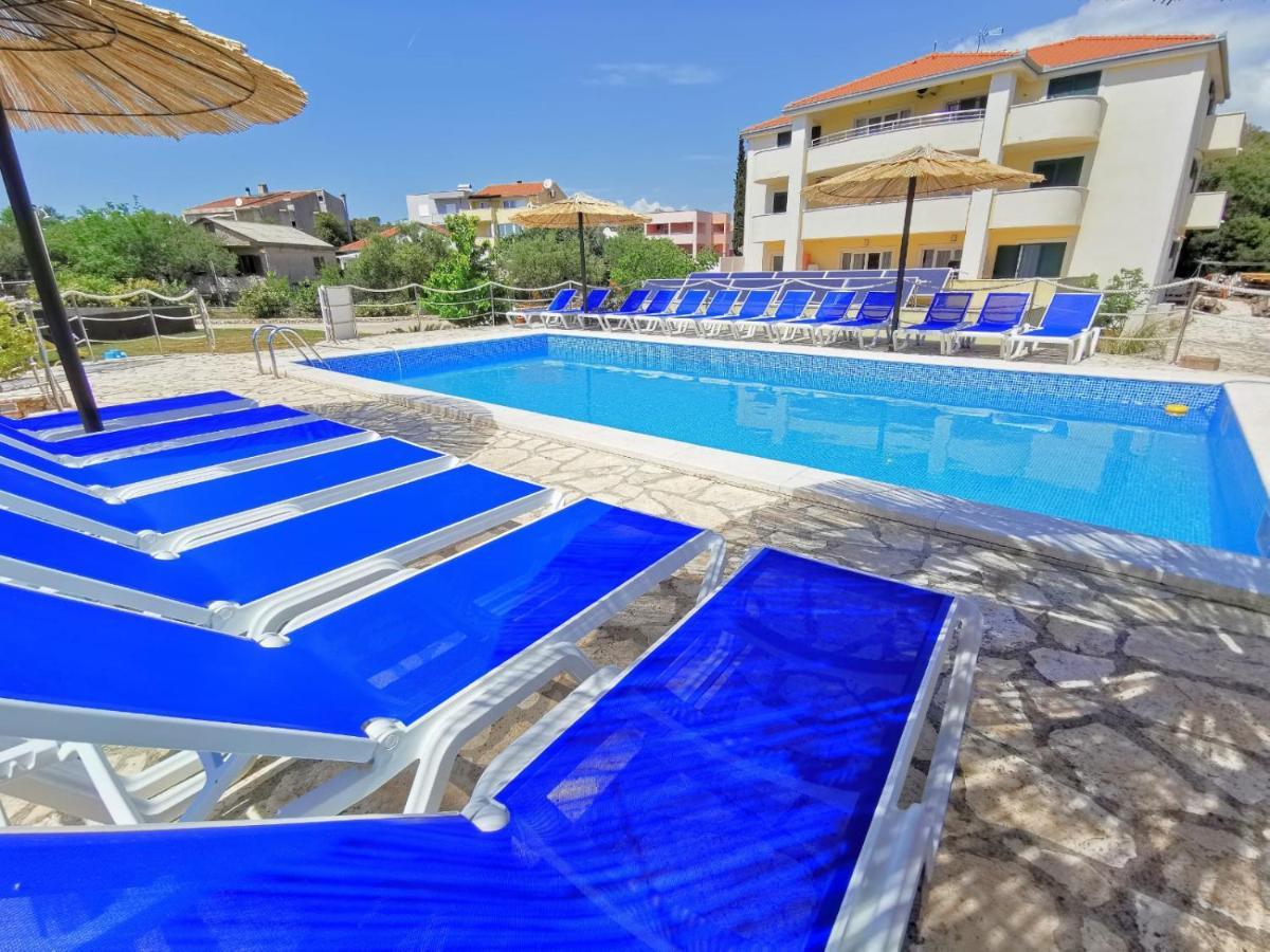 Apartments Cvita Holiday Rogoznica  Luaran gambar