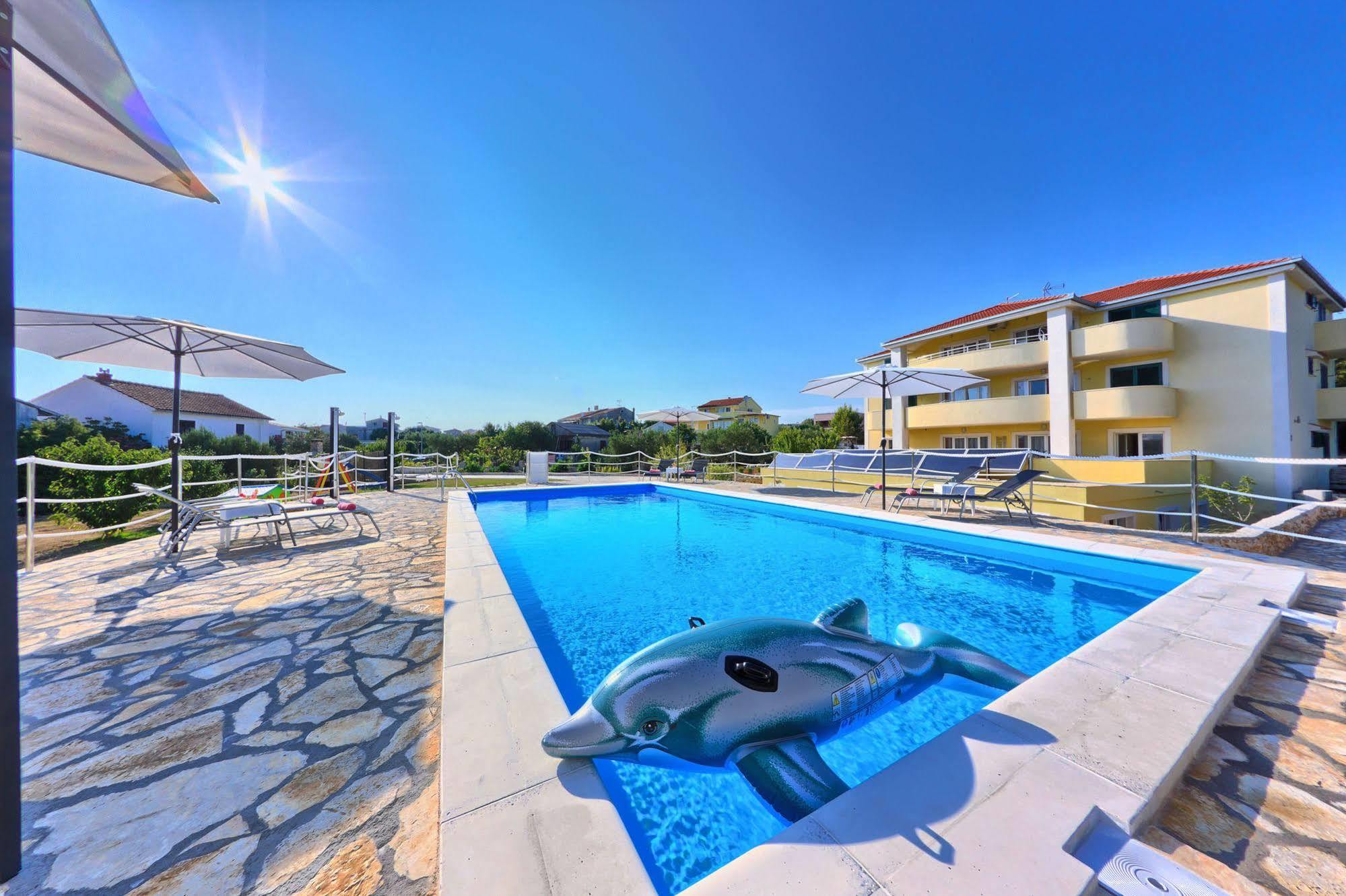 Apartments Cvita Holiday Rogoznica  Luaran gambar